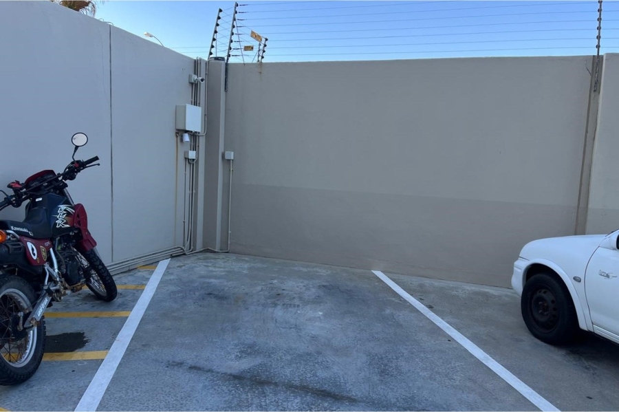 To Let 1 Bedroom Property for Rent in Table View Western Cape